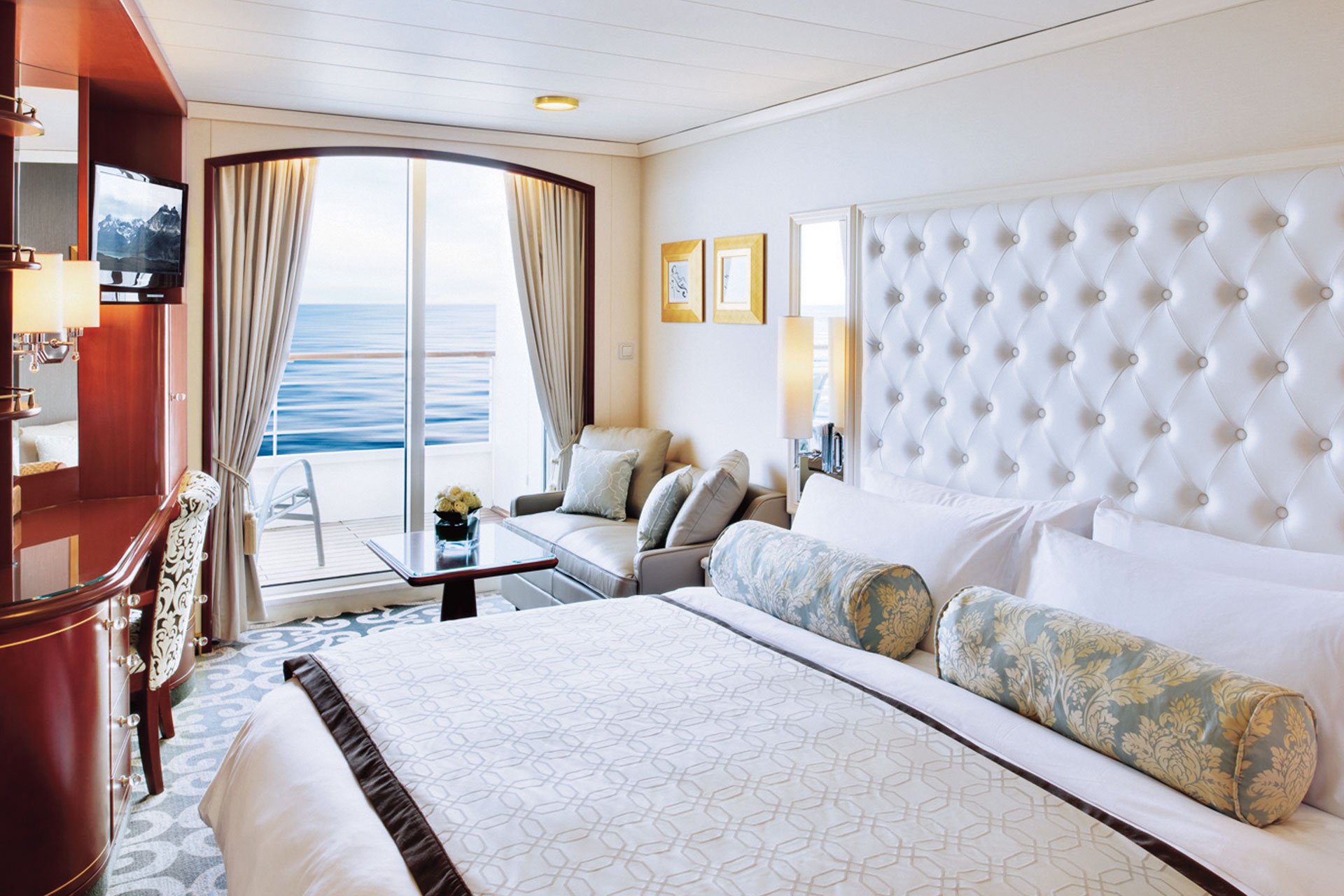 Crystal Cruises - Crystal Serenity - Deluxe Stateroom with Verandah.jpg